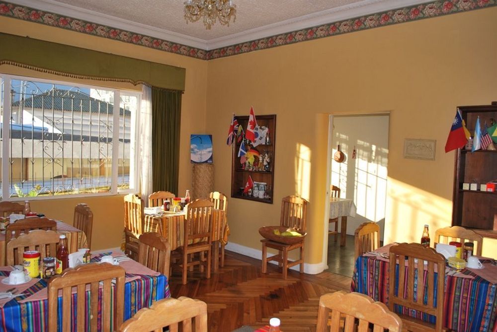 Travellers Inn Quito Exterior photo