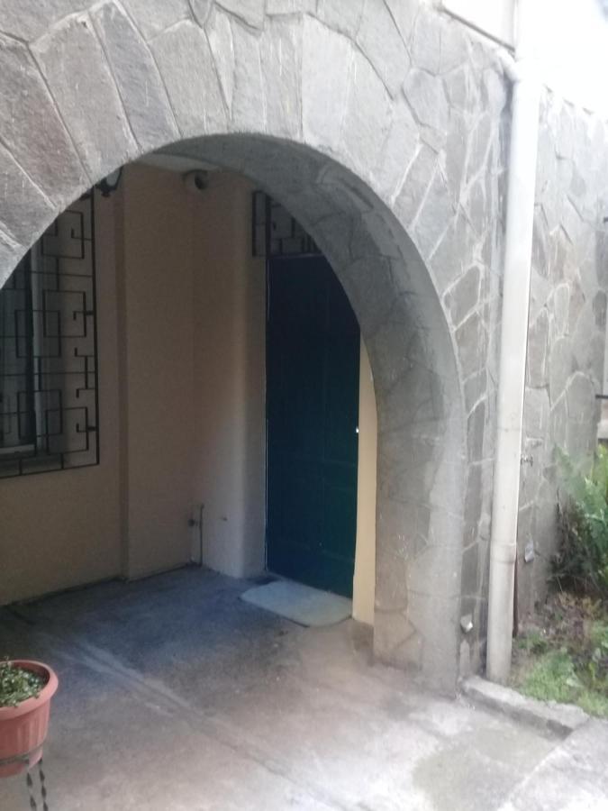 Travellers Inn Quito Exterior photo